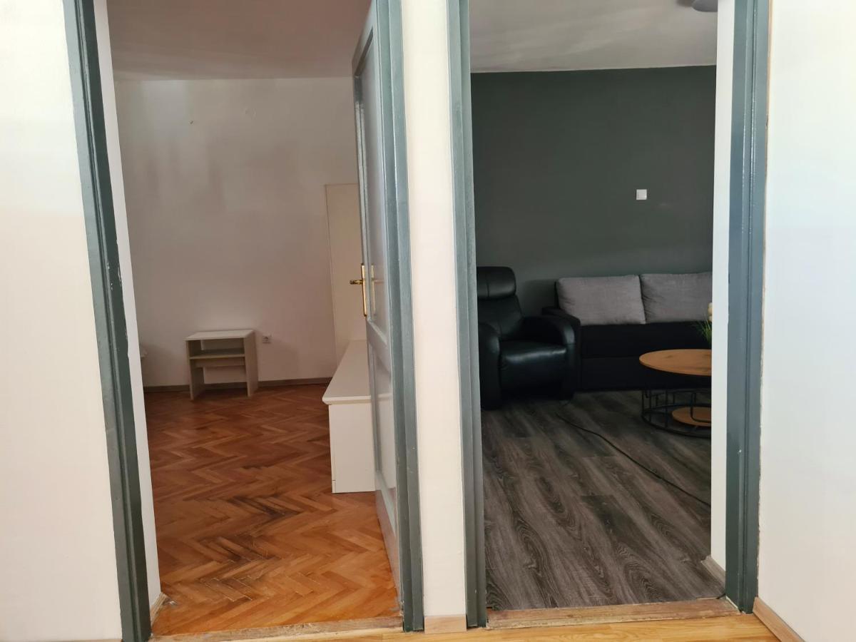 Apartment Center